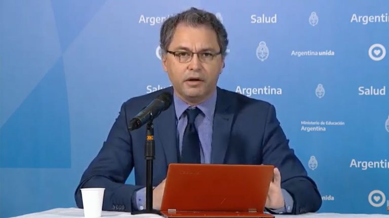 Coronavirus en Argentina: modificaron la definición de caso sospechoso y se harán más testeos en villas de emergencias, cárceles y geriátricos