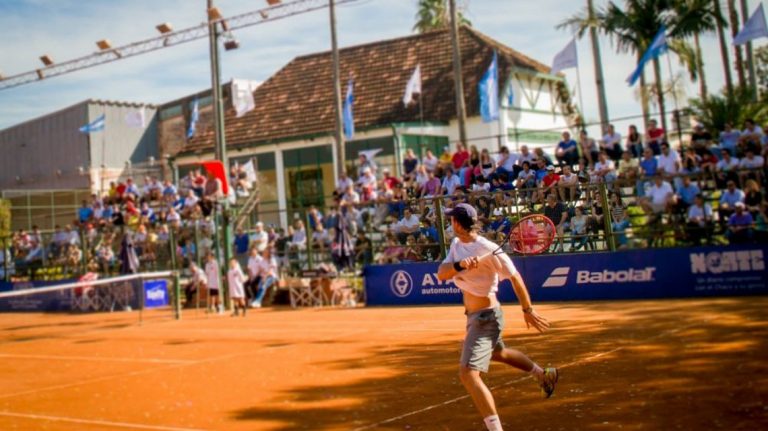 Este lunes se vuelve a jugar al tenis en Argentina: es el primer deporte en retomar la actividad