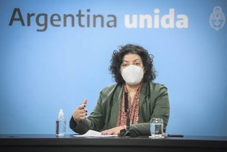 Suba de casos de coronavirus: Carla Vizzotti confirmó que Argentina entró en la cuarta ola