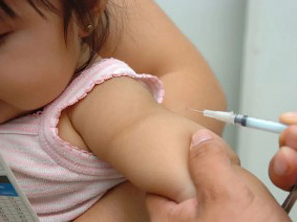 La vacuna del neumococo protege contra algunas formas de neumonía/Archivo