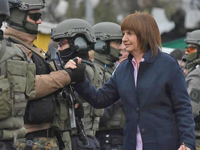 Bullrich propuso modificar la ley y utilizar al Ejército para combatir la inseguridad en Rosario