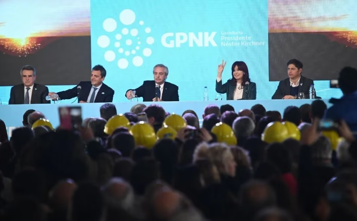 Alberto, Cristina y Massa inauguraron el gasoducto Néstor Kirchner