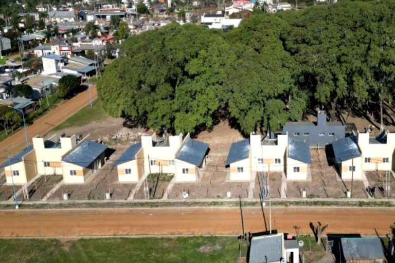 Empresas constructoras de Entre Ríos embargaron al IAPV en 400 millones de pesos