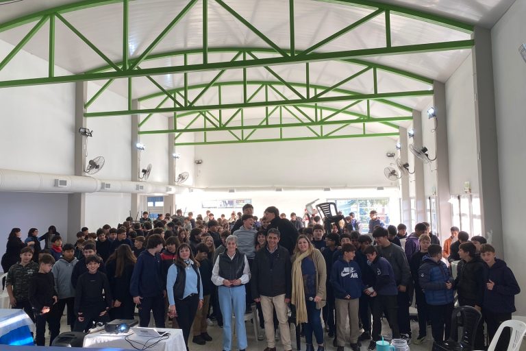 Charla de seguridad vial en la Escuela Técnica Emilio Zubiaur