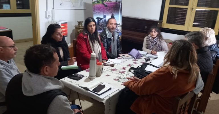 Reunión clave para organizar la Estudiantina 2025 en Basavilbaso