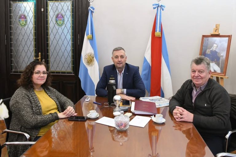 Hein se reunió con pastores evangélicos