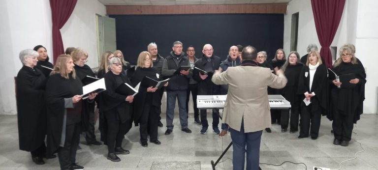Cierre de una gira emotiva: el Coro Municipal Magnificat en la Escuela Pablo Pizzurno