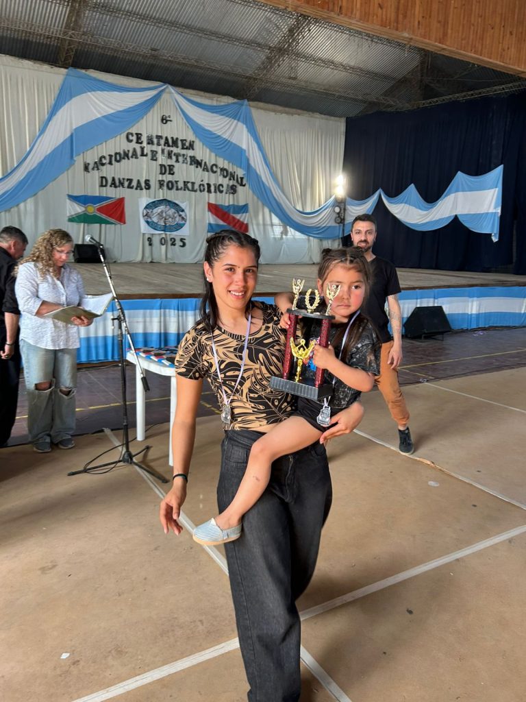 Danzas: homenaje al joven que falleció trágicamente