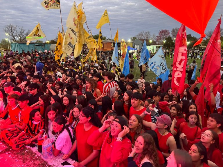 Se vivió la última jornada de la Estudiantina 2025