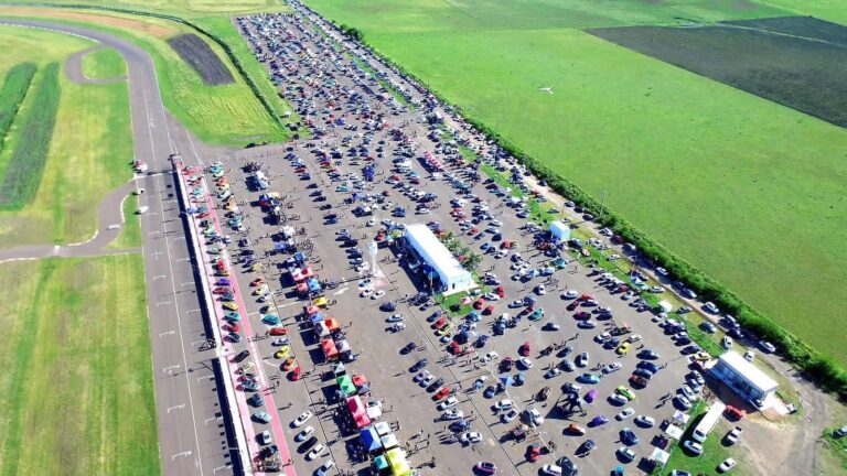 Concepción del Uruguay: el autódromo recibe al show car más grande del país